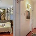 ホームステイ Lodge&art San Francesco トリエステ