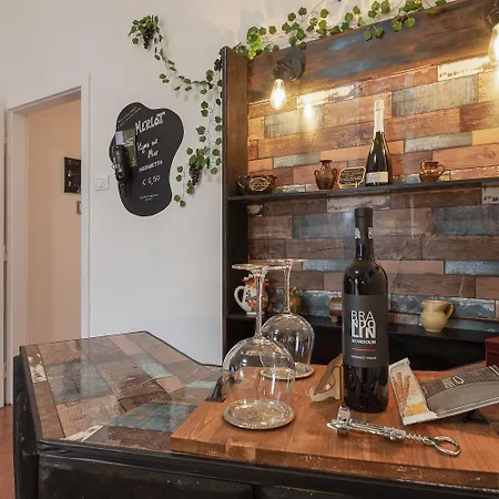 ホームステイ Lodge&art San Francesco